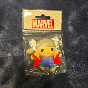 NWT Marvel Thor magnet
